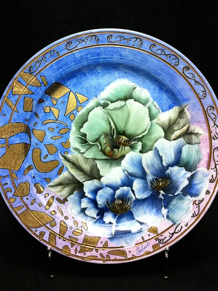 https://www.porcelainpainting.net/images/thumb/Plate_Decorative_Flower_with_Gold.webp 1